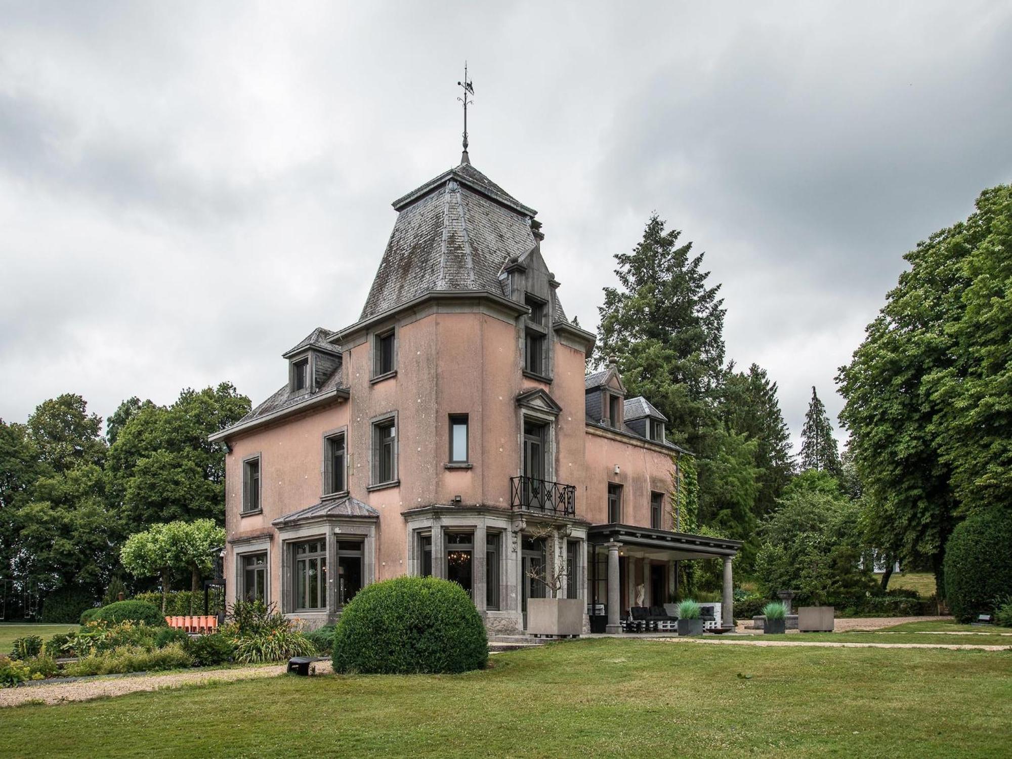 Luxurious Castle With Hot Tub In The Belgian Vila Jamoigne Exterior foto