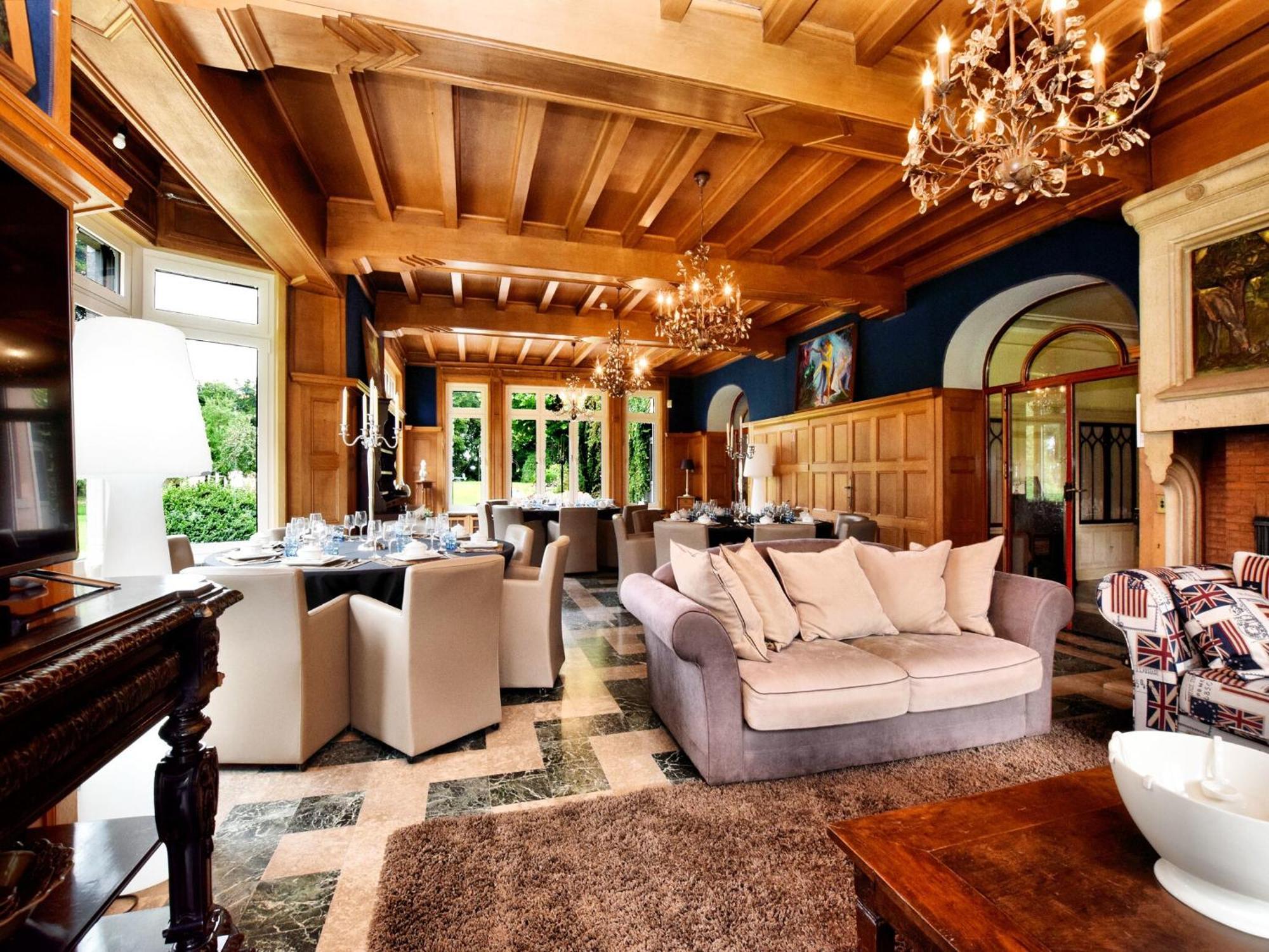 Luxurious Castle With Hot Tub In The Belgian Vila Jamoigne Exterior foto